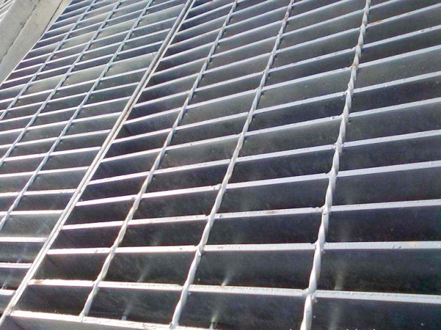 不銹鋼鋼格柵 