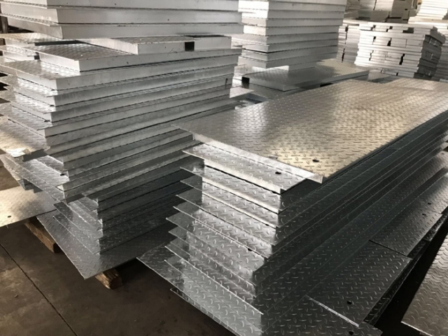 復(fù)合鋼格板