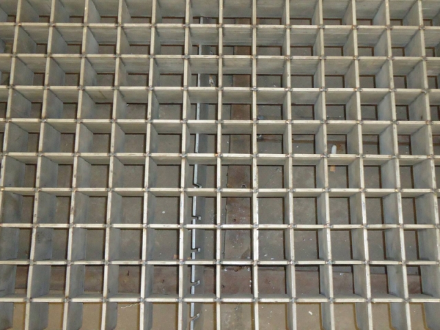 對(duì)插鋼格柵